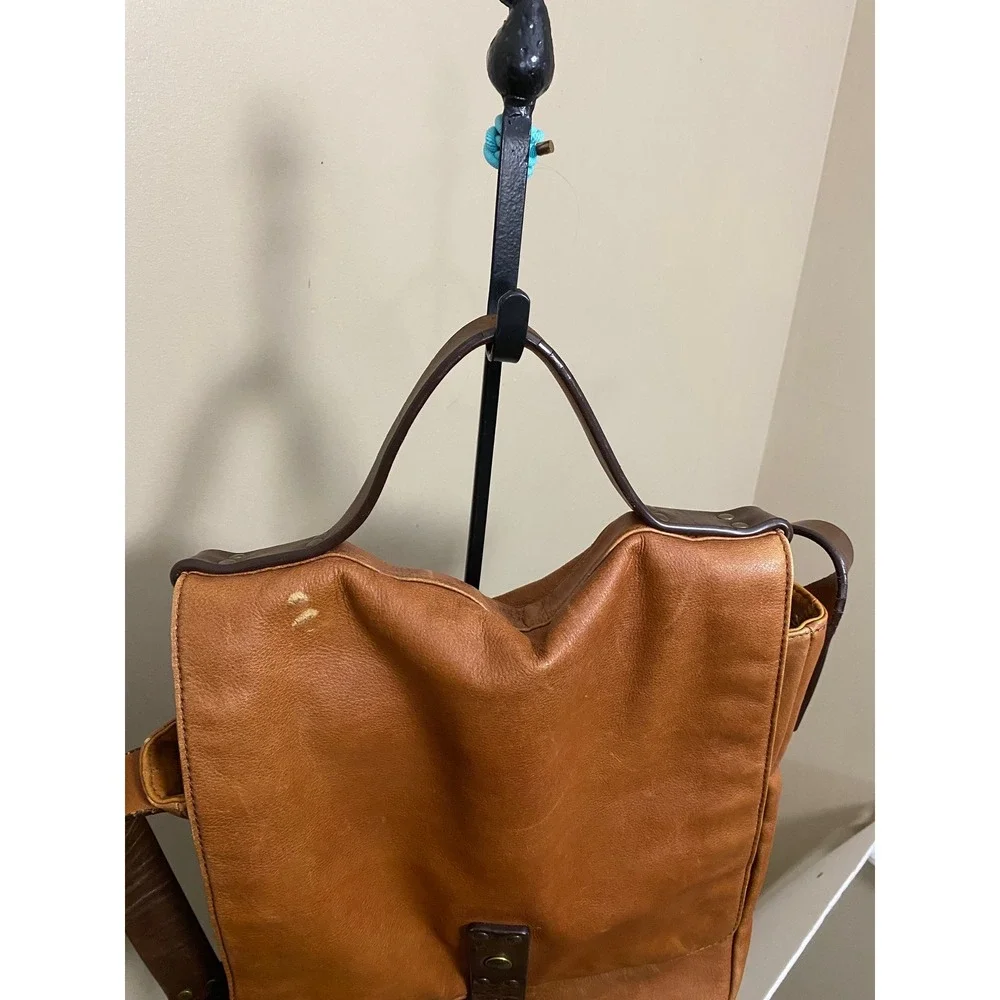 Marc by Marc Jacobs Vintage 100% Cow Leather Butter Soft Messenger Crossbody Bag
